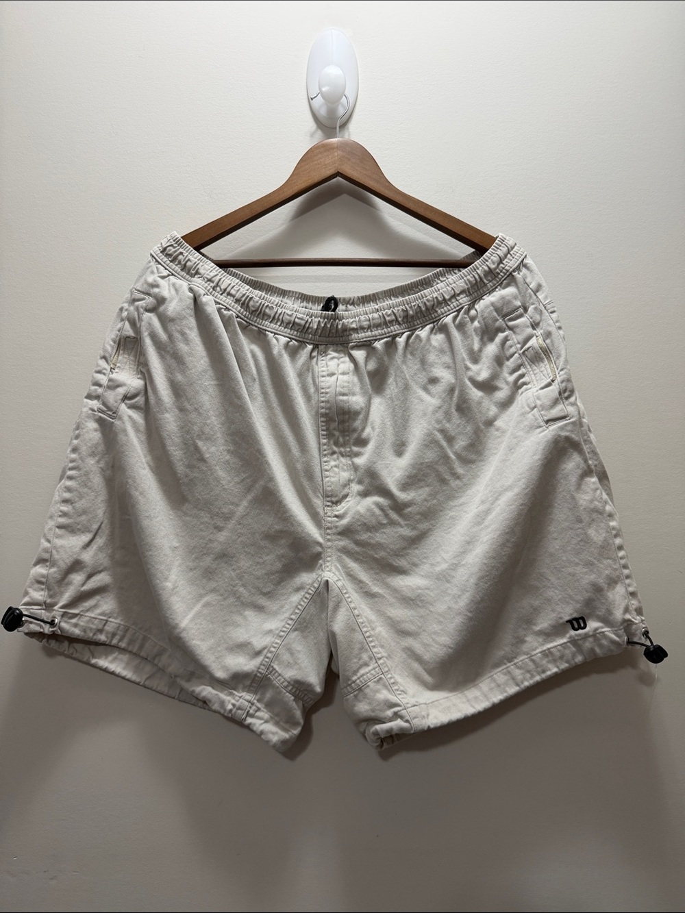 Vintage Wilson Ultra CollectionMen's Cream Shorts - Size 2XL /L18.5
